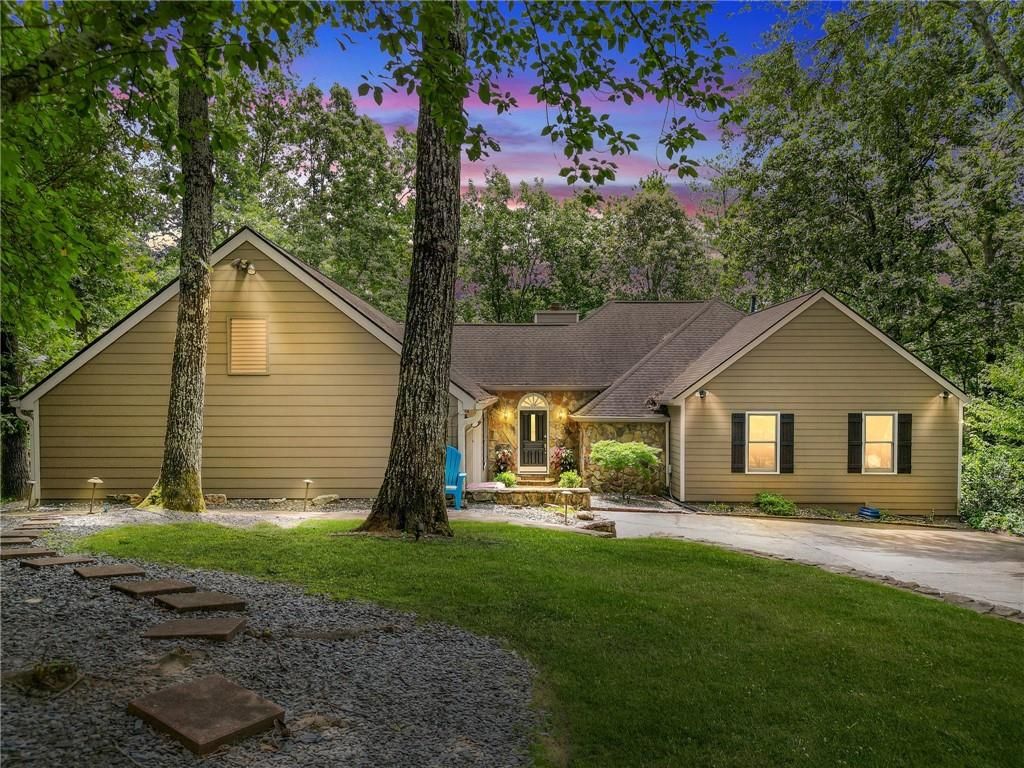 160 Fairway Ridge Drive, Johns Creek, GA 30022