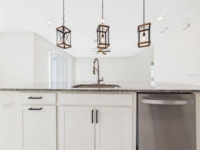11303 GREEN HARVEST DRIVE, Riverview, FL 33578
