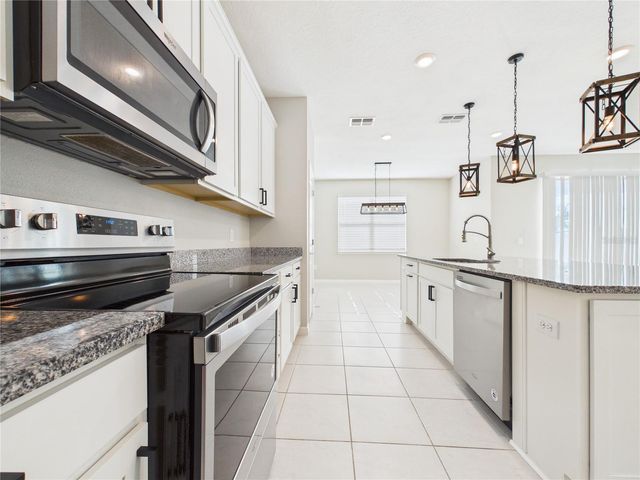 11303 GREEN HARVEST DRIVE, Riverview, FL 33578