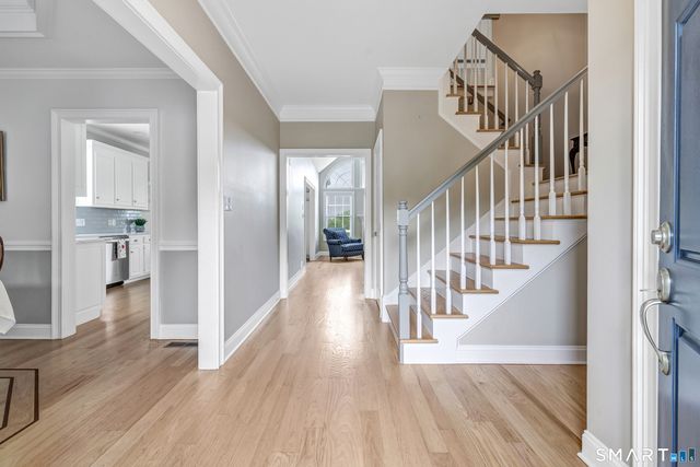 17 Waterford Lane, Shelton, CT 06484