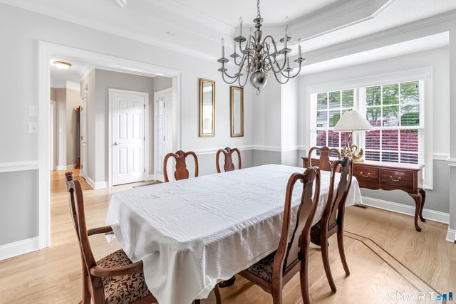 17 Waterford Lane, Shelton, CT 06484