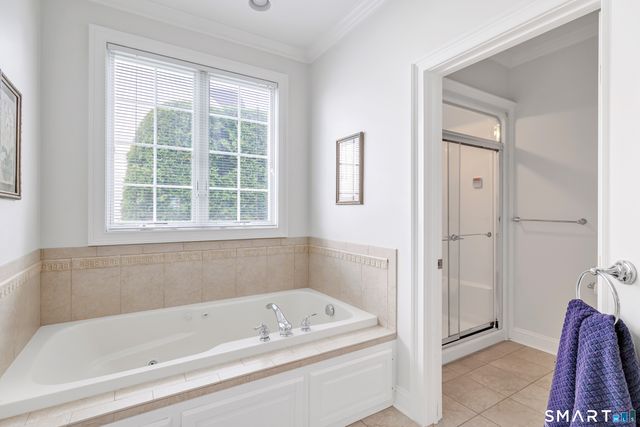 17 Waterford Lane, Shelton, CT 06484
