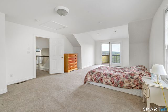 17 Waterford Lane, Shelton, CT 06484