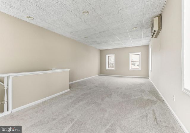 124 N BROADWAY, Gloucester City, NJ 08030