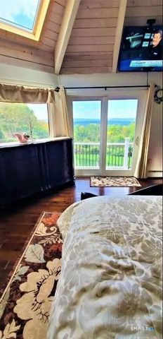 14 Vermillion Drive, Avon, CT 06001