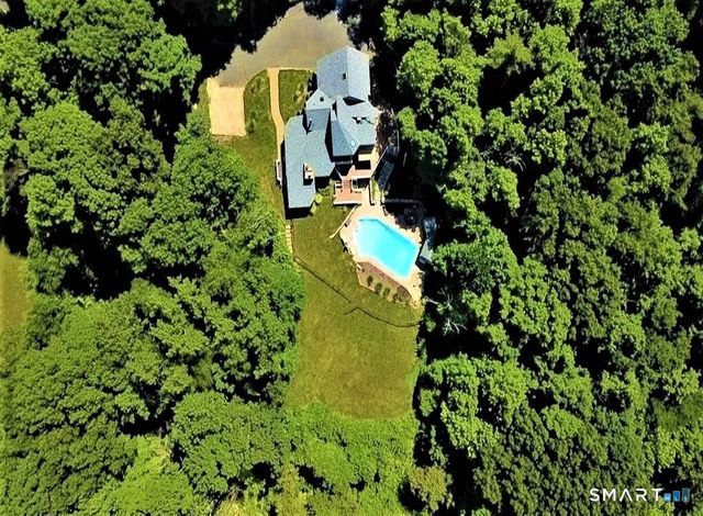14 Vermillion Drive, Avon, CT 06001