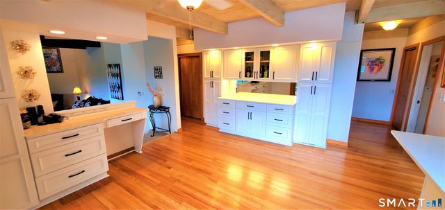 14 Vermillion Drive, Avon, CT 06001