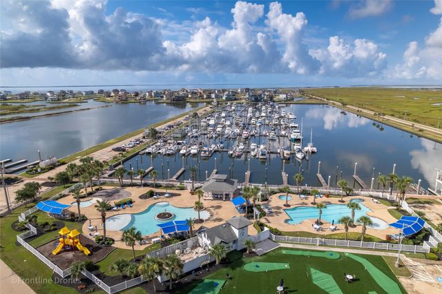 24 Long Key, Hitchcock, TX 77563