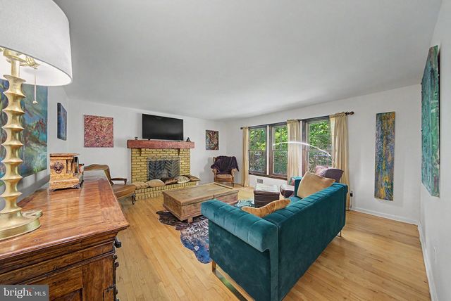 32 CHERRYVILLE HOLLOW RD, Flemington, NJ 08822
