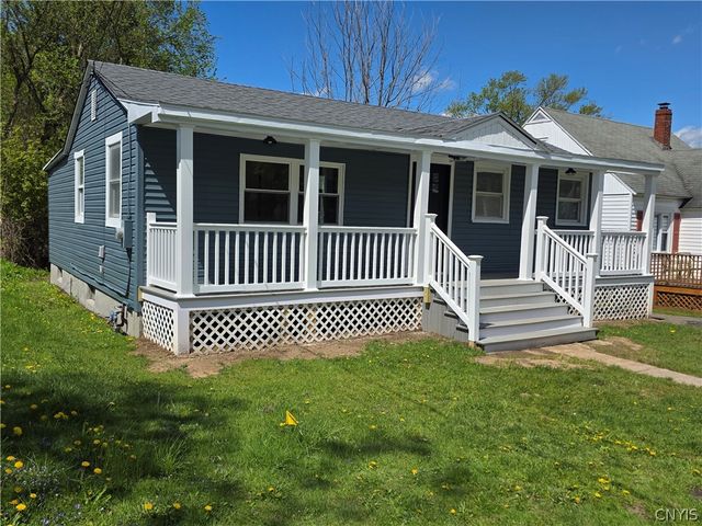 6 Mayberry Place, New Hartford, NY 13413