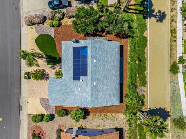 1320 La Mirada Ave, Escondido, CA 92026