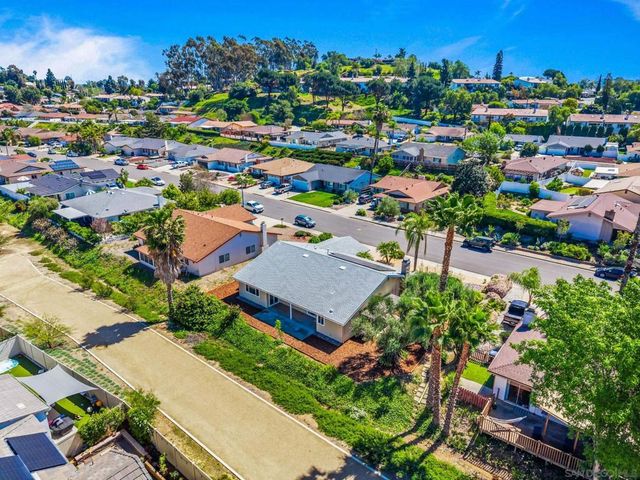 1320 La Mirada Ave, Escondido, CA 92026