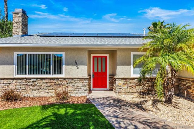 1320 La Mirada Ave, Escondido, CA 92026