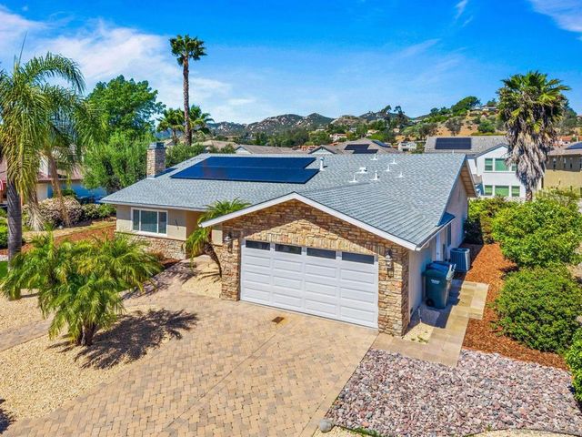 1320 La Mirada Ave, Escondido, CA 92026