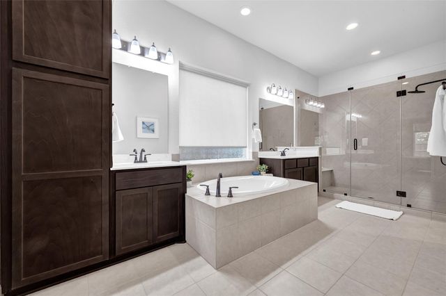 4810 Belwick Place Lane, League City, TX 77573