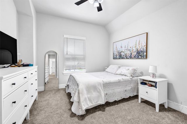 4810 Belwick Place Lane, League City, TX 77573