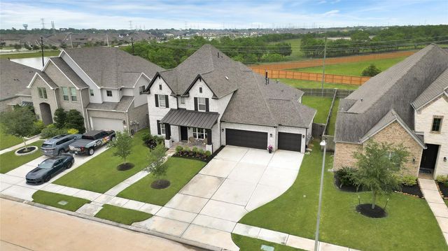4810 Belwick Place Lane, League City, TX 77573