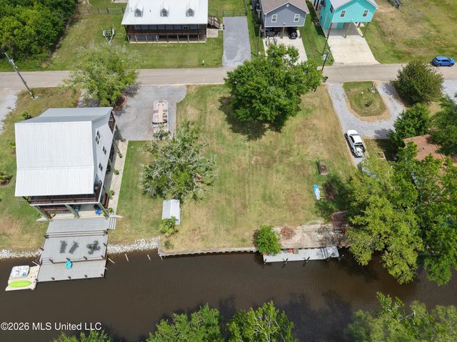 4107 Cardinal Street, Bay Saint Louis, MS 39520