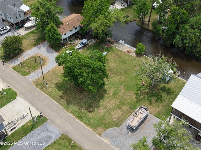 4107 Cardinal Street, Bay Saint Louis, MS 39520