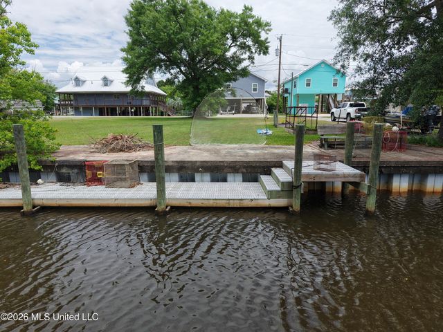 4107 Cardinal Street, Bay Saint Louis, MS 39520