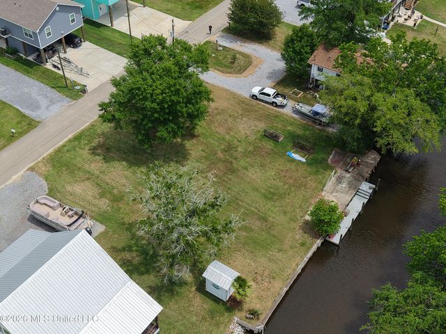 4107 Cardinal Street, Bay Saint Louis, MS 39520