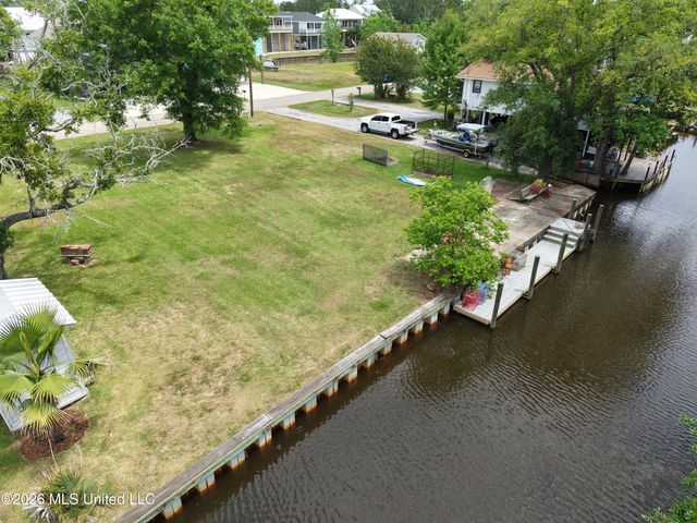 4107 Cardinal Street, Bay Saint Louis, MS 39520