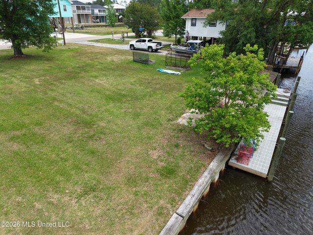 4107 Cardinal Street, Bay Saint Louis, MS 39520
