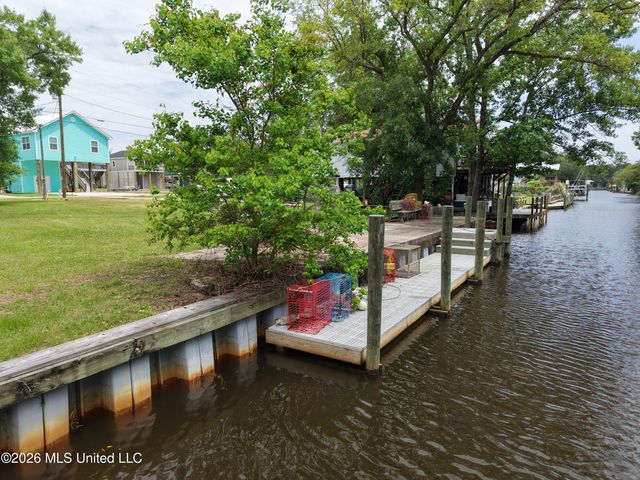 4107 Cardinal Street, Bay Saint Louis, MS 39520