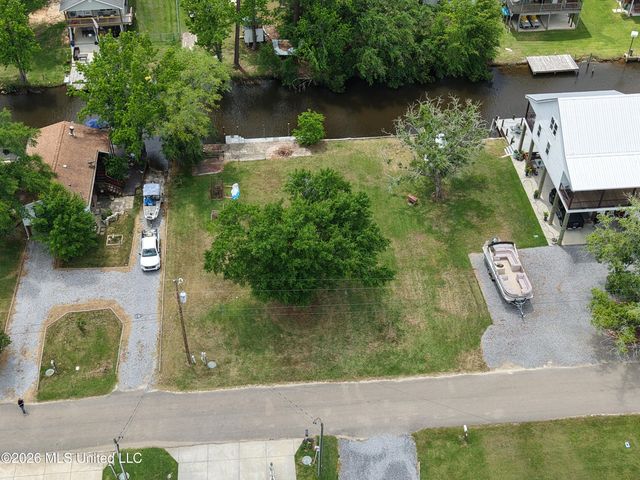 4107 Cardinal Street, Bay Saint Louis, MS 39520