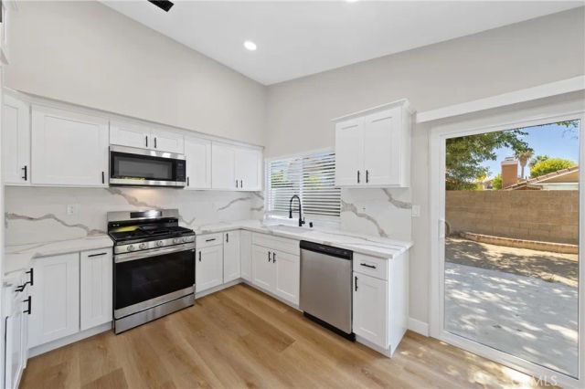 1699 Glenview Drive, Perris, CA 92571