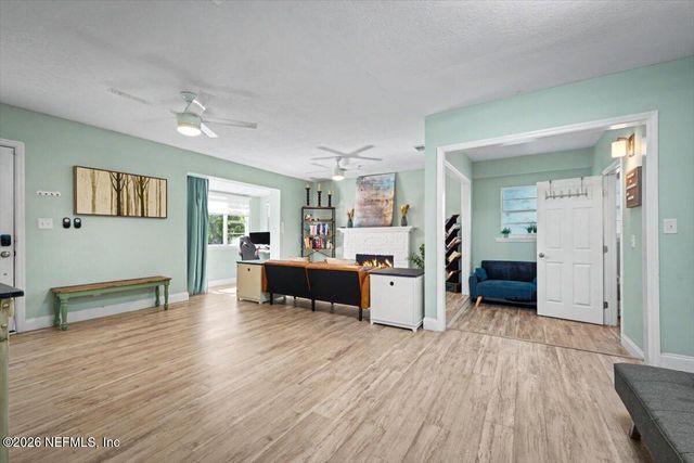 719 S SOUTH SHORES Road, Jacksonville, FL 32207