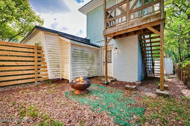 719 S SOUTH SHORES Road, Jacksonville, FL 32207