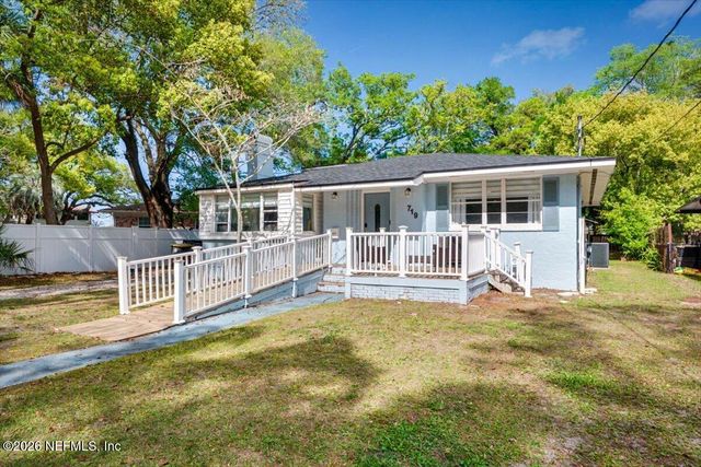 719 S SOUTH SHORES Road, Jacksonville, FL 32207