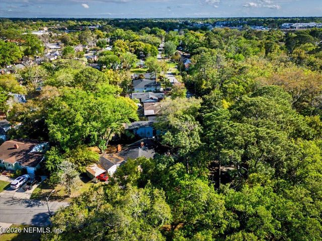 719 S SOUTH SHORES Road, Jacksonville, FL 32207