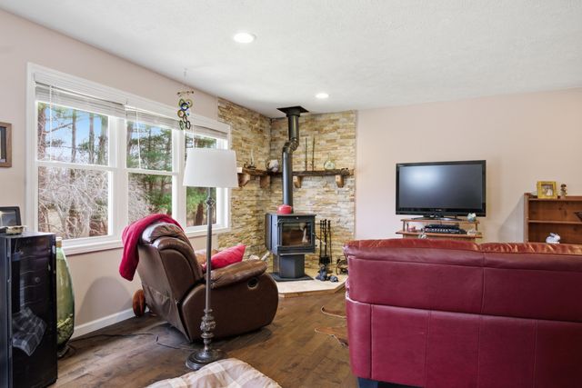 209 Courtland CIR, Galax, VA 24333