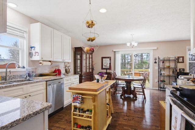 209 Courtland CIR, Galax, VA 24333