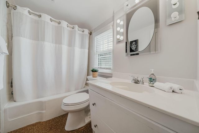 143 E Weisheimer Road, Columbus, OH 43214