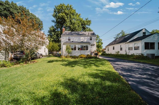 143 E Weisheimer Road, Columbus, OH 43214