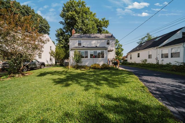 143 E Weisheimer Road, Columbus, OH 43214
