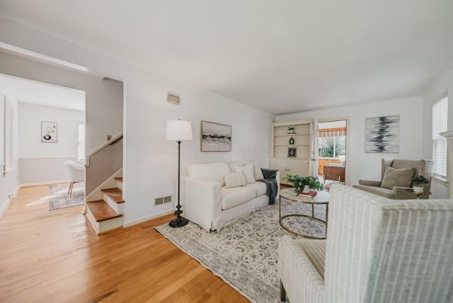 143 E Weisheimer Road, Columbus, OH 43214