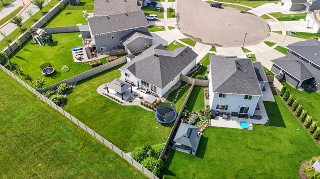 909 Ashley Drive W, West Fargo, ND 58078