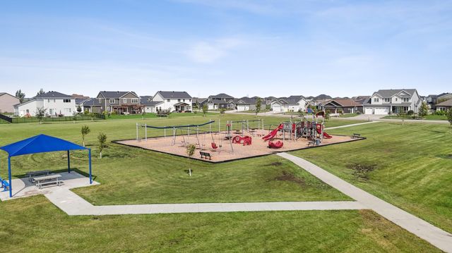 909 Ashley Drive W, West Fargo, ND 58078