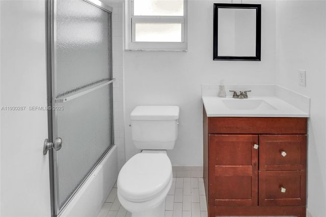 1331 Campanelli Dr, Plantation, FL 33322