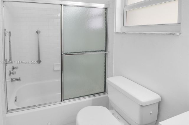 1331 Campanelli Dr, Plantation, FL 33322