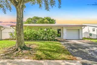 1331 Campanelli Dr, Plantation, FL 33322