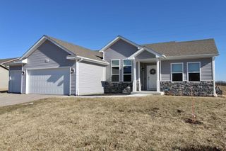 2635 S Claremont Drive, Beloit, WI 53511
