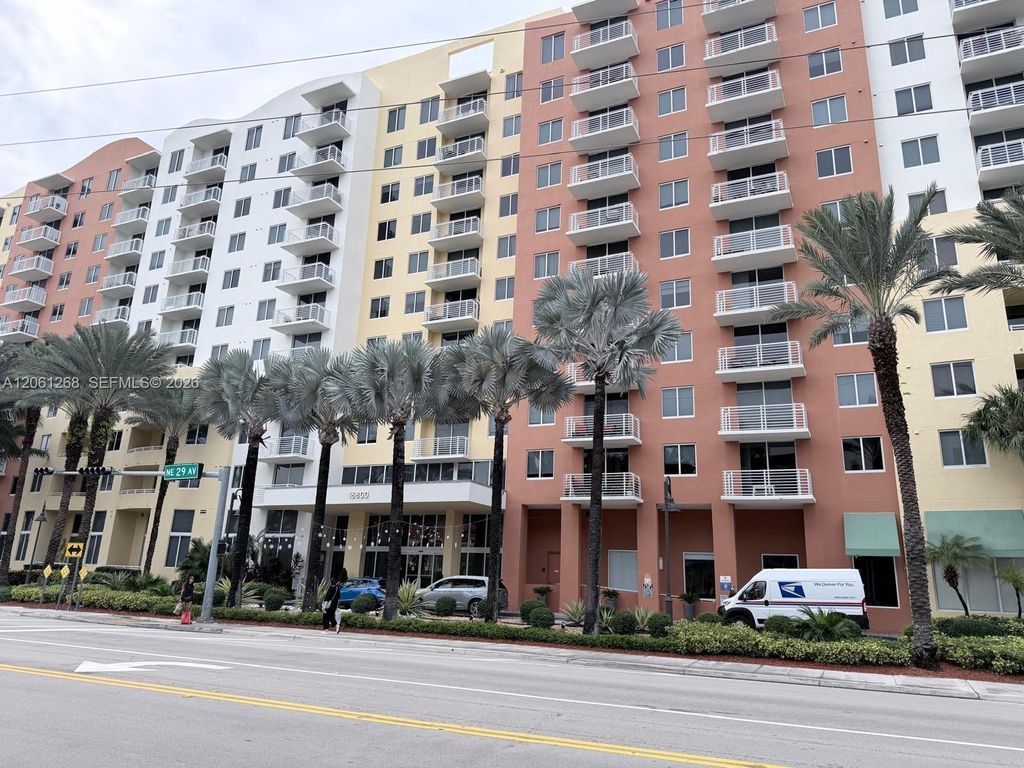 18800 NE 29th Avenue 323, Aventura, FL 33180