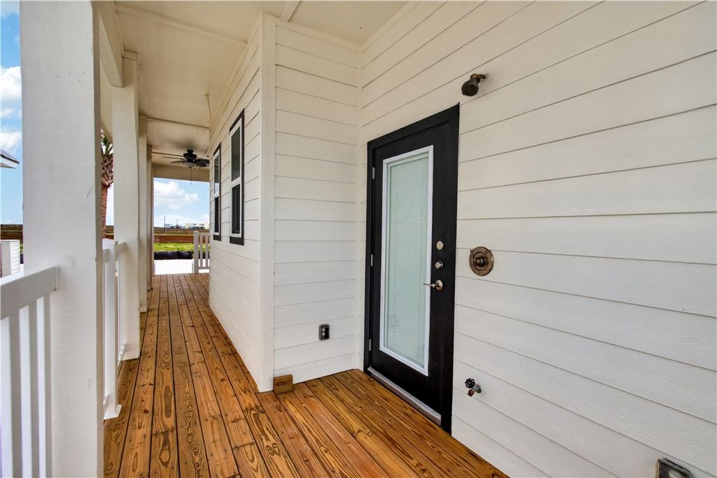 207 ST. John Circle, Port Aransas, TX 78373 — photo 4