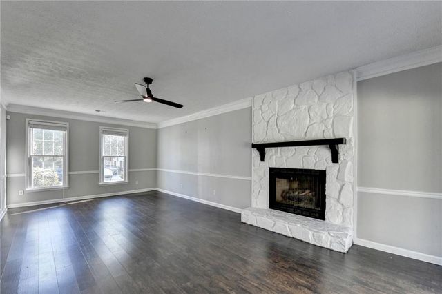 709 Flowers Crossing, Lawrenceville, GA 30044