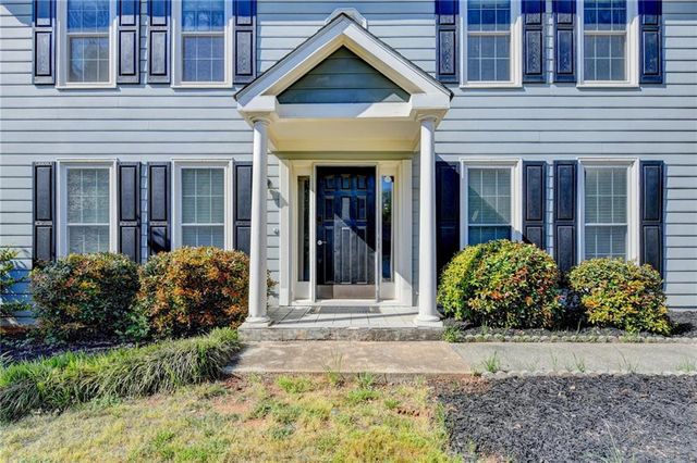 709 Flowers Crossing, Lawrenceville, GA 30044